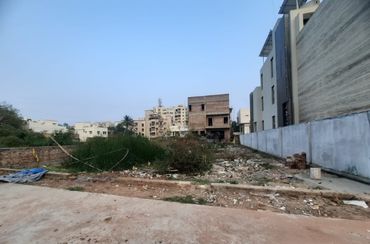 Residential plot Near Yash Complex